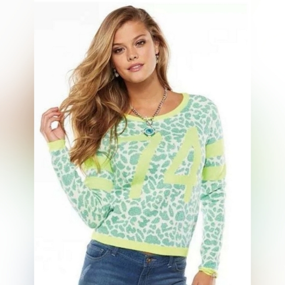 Juicy Couture Tops - Juicy Couture Womens Leopard Print 74 Sweatshirt Size XL